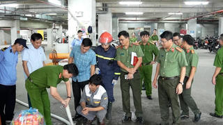 Hoà Bình: Kiểm tra đột xuất công tác phòng cháy, chữa cháy tại chung cư Dạ Hợp