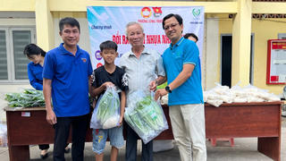 Nỗ lực chuyển hóa 'điểm đen' ô nhiễm rác thải