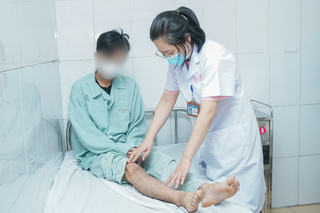 Bác sĩ cảnh báo: Không chủ quan với các vết thương ngoài da