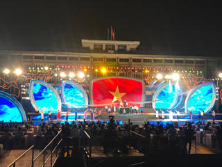 Kiều bào chung tay xây đắp cơ đồ