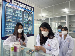 Cơ hội rộng mở với ngành sức khoẻ