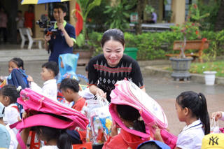 Vững bước trên con đường Mặt trận