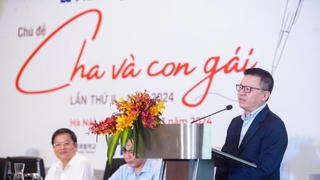 Cuộc thi viết “Cha và con gái”: Tạo niềm tin trong cuộc sống giữa “cơn bão” ngập tràn tin tiêu cực