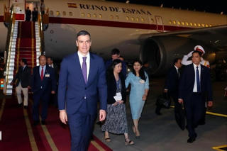Thủ tướng Vương quốc Tây Ban Nha Pedro Sánchez bắt đầu thăm chính thức Việt Nam