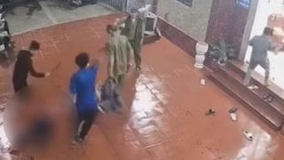 Cháu trai vác dao chém cả 2 chú ruột vì chuyện tranh chấp đất thừa kế