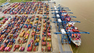 Thuế đối ứng với Mỹ: Động lực để tái cơ cấu nền kinh tế