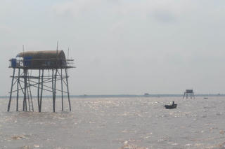 Thái Bình: Tự chiếm bãi triều, bắt doanh nghiệp trả tiền khai thác cát