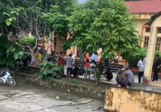 Sau tiếng cự cãi, hai phụ nữ thương vong trong ngôi nhà khoá cửa