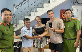 Đà Nẵng: Công an phường sử dụng tiện ích công nghệ tìm lại tài sản cho du khách Nga