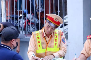 Chưa có cơ chế cụ thể chi tiền cho người cung cấp thông tin vi phạm giao thông