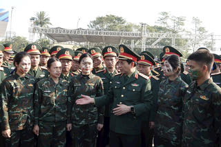 Phát triển công nghiệp quốc phòng phải thể hiện sức mạnh, sự đoàn kết của Quân đội