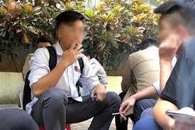 Hút thuốc nơi công cộng: Vi phạm pháp luật và mối nguy cho sức khỏe cộng đồng