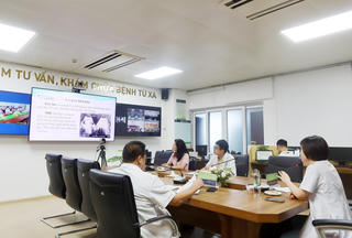 Khám, chữa bệnh từ xa: Giải pháp y tế hiệu quả trong thời đại số