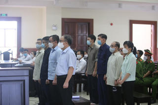 Triệu tập Công ty Quốc Cường Gia Lai tới phiên toà xét xử ông Tất Thành Cang và đồng phạm