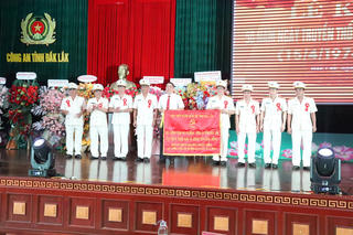 Công an Đắk Lắk kỷ niệm 50 năm Ngày truyền thống lực lượng Cảnh sát cơ động