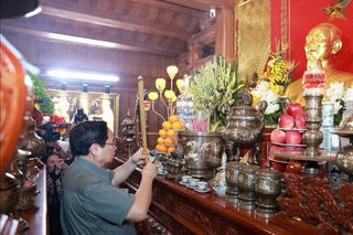 Thủ tướng: Quảng Trị cần tiếp tục phát huy truyền thống cách mạng hào hùng