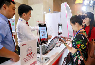 Agribank:Ứng dụng Đề án 06 để người dân và doanh nghiệp được thụ hưởng nhiều tiện ích