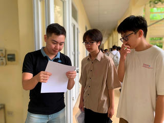 Vận động học sinh bỏ thi: Để không đến hẹn lại lên