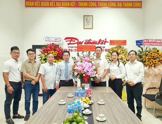 Nhiều đơn vị thăm, chúc mừng Ban Đại diện báo Đại Đoàn Kết tại TP HCM