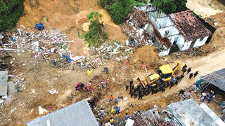 Mùa mưa đến sớm đi cùng hoạn nạn