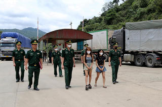 Thoát khỏi ‘động quỷ’ ở Tam Giác Vàng