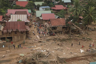 Khung cảnh vùng lũ Xiềng Tắm nhìn từ trên cao