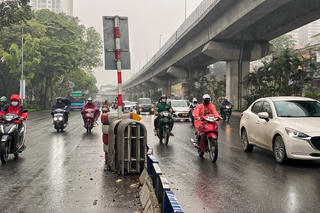 Phân làn đường Nguyễn Trãi: Cần quyết liệt xử phạt để người dân thay đổi thói quen