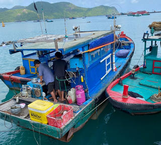 TP Hồ Chí Minh: Điều tra, xử lý tàu cá tàng trữ chất độc xyanua trái phép