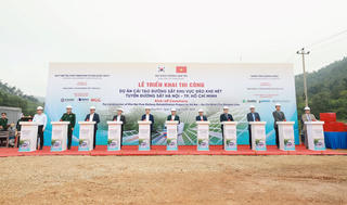 Khởi công dự án cải tạo đường sắt hơn 2.000 tỷ đồng tại Quảng Bình