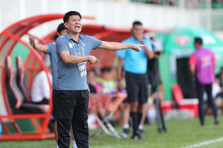 Chặn ngay những hành vi làm xấu bóng đá