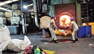 TPHCM tiêu hủy số lượng 'khủng' sản phẩm hàng hóa kém chất lượng