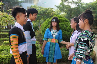 Nỗ lực mở rộng độ bao phủ BHYT cho học sinh, sinh viên vùng DTTS và MN