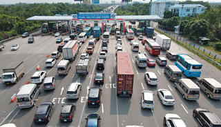 Quá tải đường cao tốc
