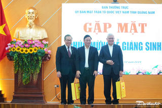 Quảng Nam: Gặp mặt, chúc mừng chức sắc Công giáo và đạo Tin Lành nhân lễ Giáng sinh năm 2024