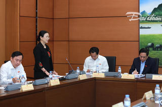 Hơn 6 tháng, 1,5 triệu khẩu trang hỗ trợ chống dịch vẫn nằm trong kho do thủ tục hành chính