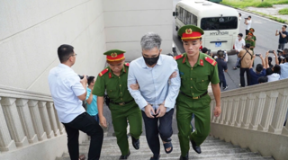 Xét xử Hậu 'pháo' cùng một số cựu quan chức trong vụ án Tập đoàn Phúc Sơn