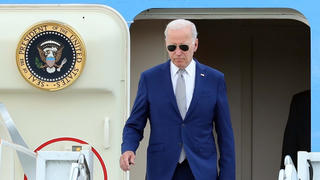 Tổng thống Hoa Kỳ Joe Biden tới Hà Nội, bắt đầu chuyến thăm Việt Nam