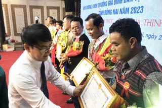 Đồng Nai: Ngày càng có nhiều gia đình dân tộc tiêu biểu