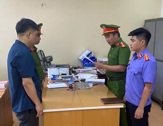 Khởi tố 3 đối tượng ở Hà Tĩnh mua bán trái phép hóa đơn hơn 11 tỉ đồng
