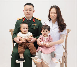 Mùa xuân hạnh phúc của cặp vợ chồng hiếm muộn