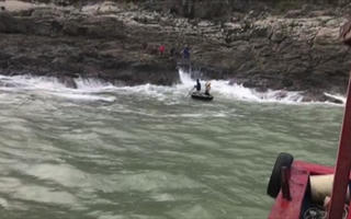 Tìm thấy thi thể người phụ nữ rơi xuống biển khi đi lấy rong ở Hà Tĩnh