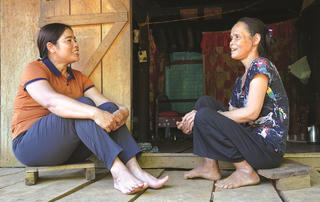 Chuyện về nữ Chủ tịch Mặt trận người Bru - Vân Kiều