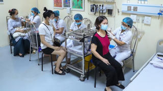 Chuyển Covid-19 từ nhóm A sang nhóm B là hợp lý