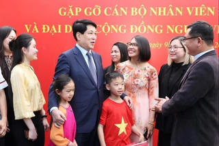 Chủ tịch nước Lương Cường thăm Đại sứ quán và cộng đồng người Việt Nam tại Chile