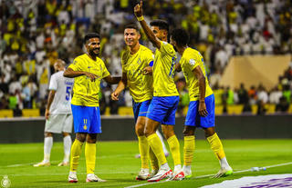 Ronaldo lập hat-trick giúp Al Nassr thắng 5-0 trước Al Fateh