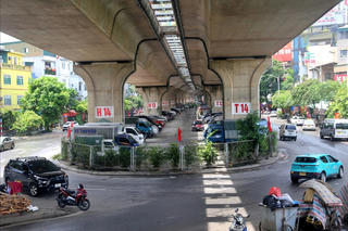 Hà Nội yêu cầu di dời các bãi trông giữ xe ra khỏi gầm cầu trước ngày 30/10