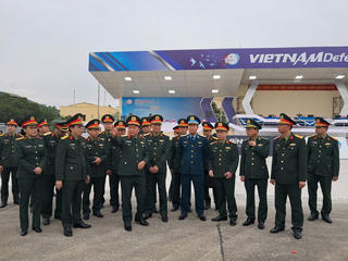 Thông qua Triển lãm để giới thiệu nền công nghiệp Quốc phòng Việt Nam ra thế giới