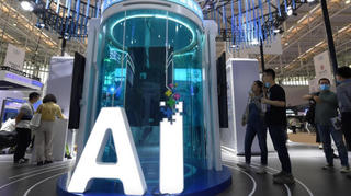 Đã đến lúc trí tuệ nhân tạo cạnh tranh với con người?