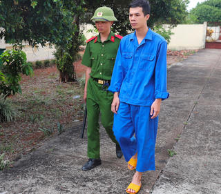 Đắk Nông: Khởi tố đối tượng lừa đảo chiếm đoạt tài sản