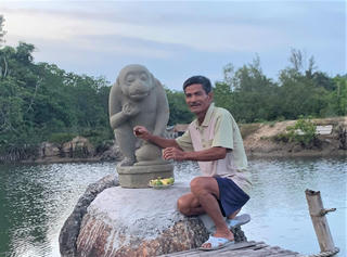 Quảng Ngãi: Phát hiện tượng thần khỉ Hanuman Champa dưới biển